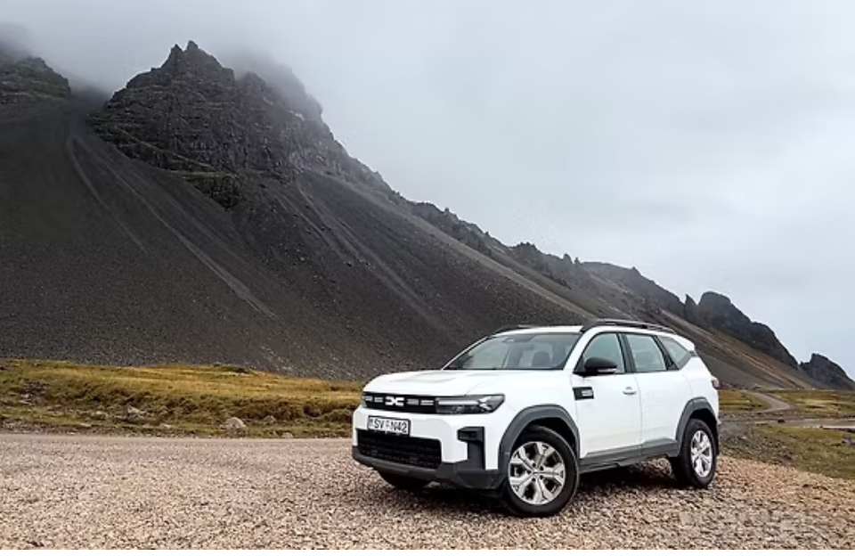 Dacia (Renault) Bigster First Drive Review: A Tough and Spacious SUV Ready for India