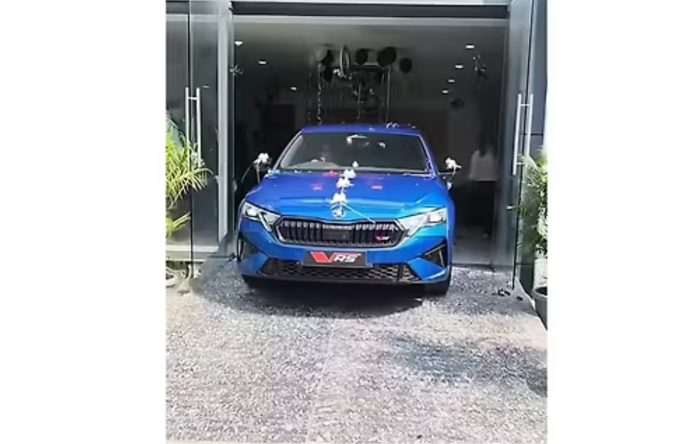 Skoda Octavia RS Deliveries Begin in India: Price, Specs, Features & Full Details