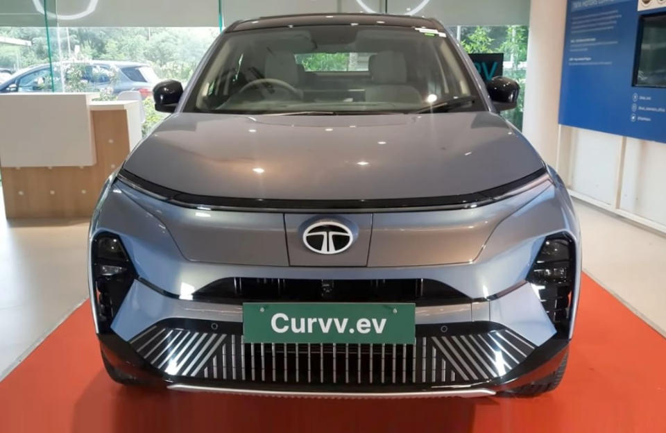 Tata EV Discounts November 2025: Up to ₹1.30 Lakh Off