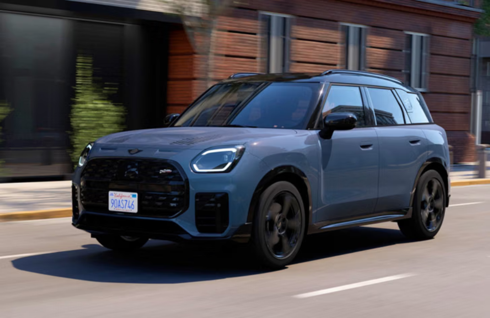 Mini Countryman SE All4 Launched in India at ₹66.90 Lakh – 440km Range, Dual-Motor AWD Power