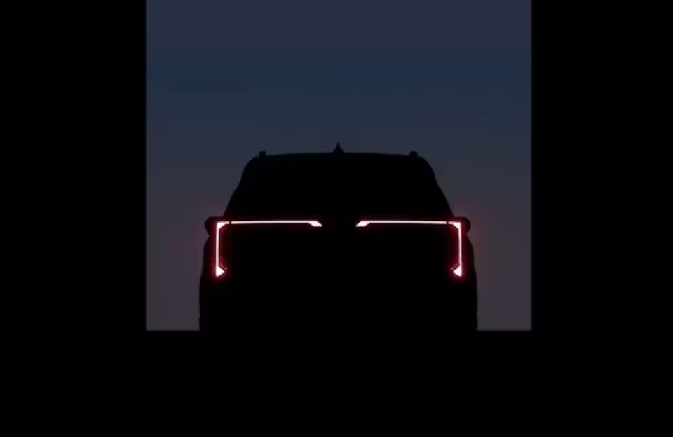 2026 Kia Seltos Teaser Reveals Updated Design & X-Line Trim