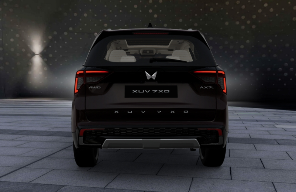 xuv 7xo price