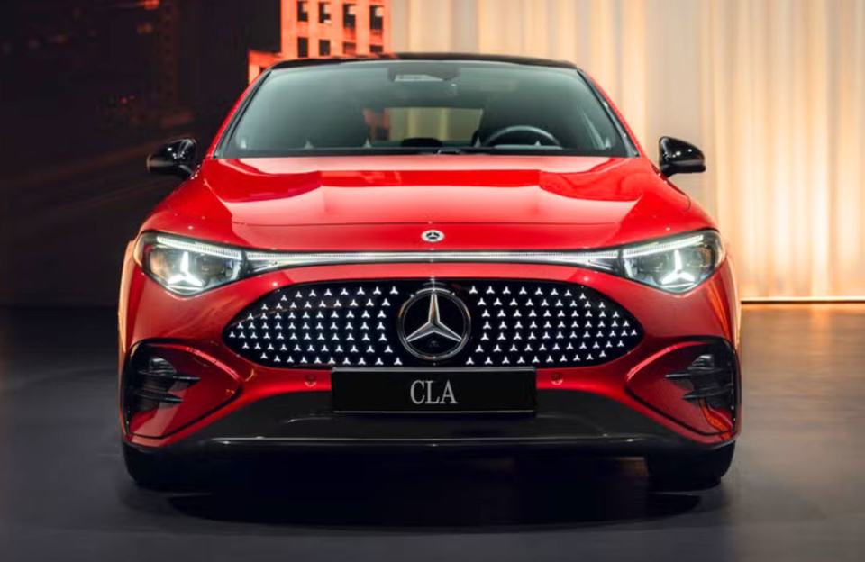 benz CLA ev